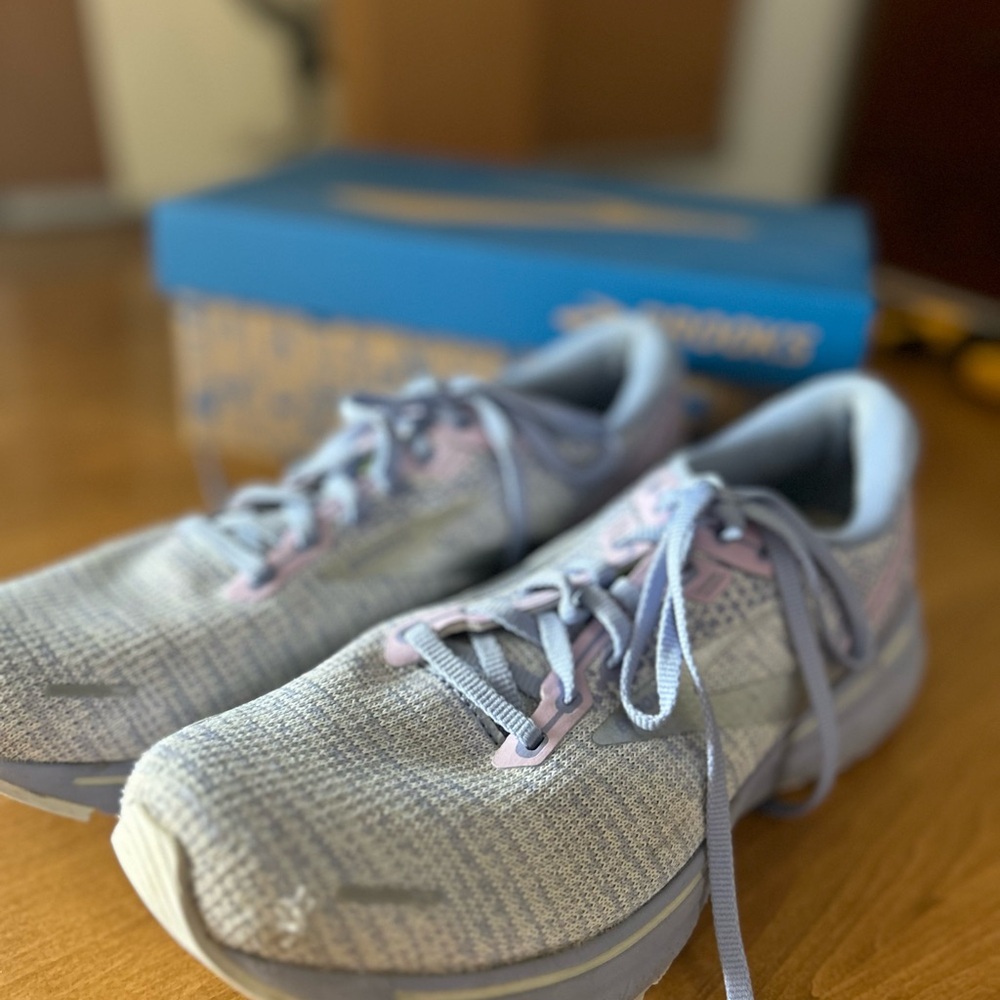 Brooks Running Shoes 9.5 Used
